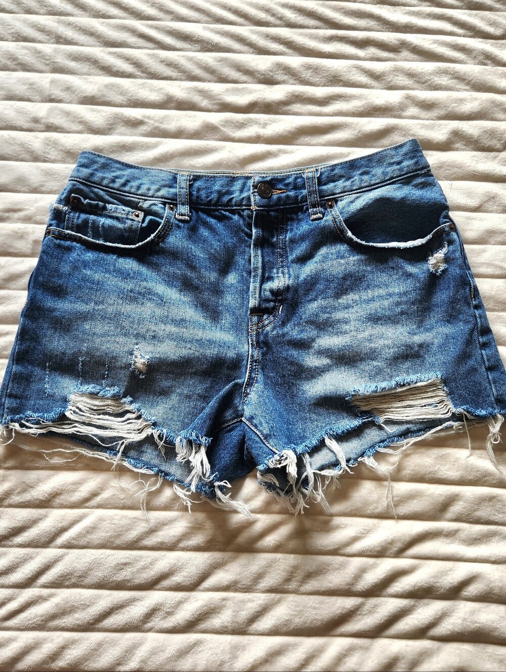 Free People Distressed Women's Denim Shorts - Blue